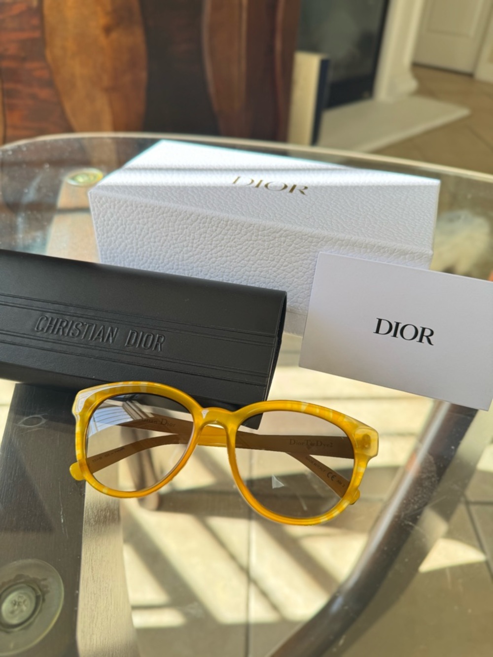 DIOR Yellow Sunglasses - Picture 2 of 9